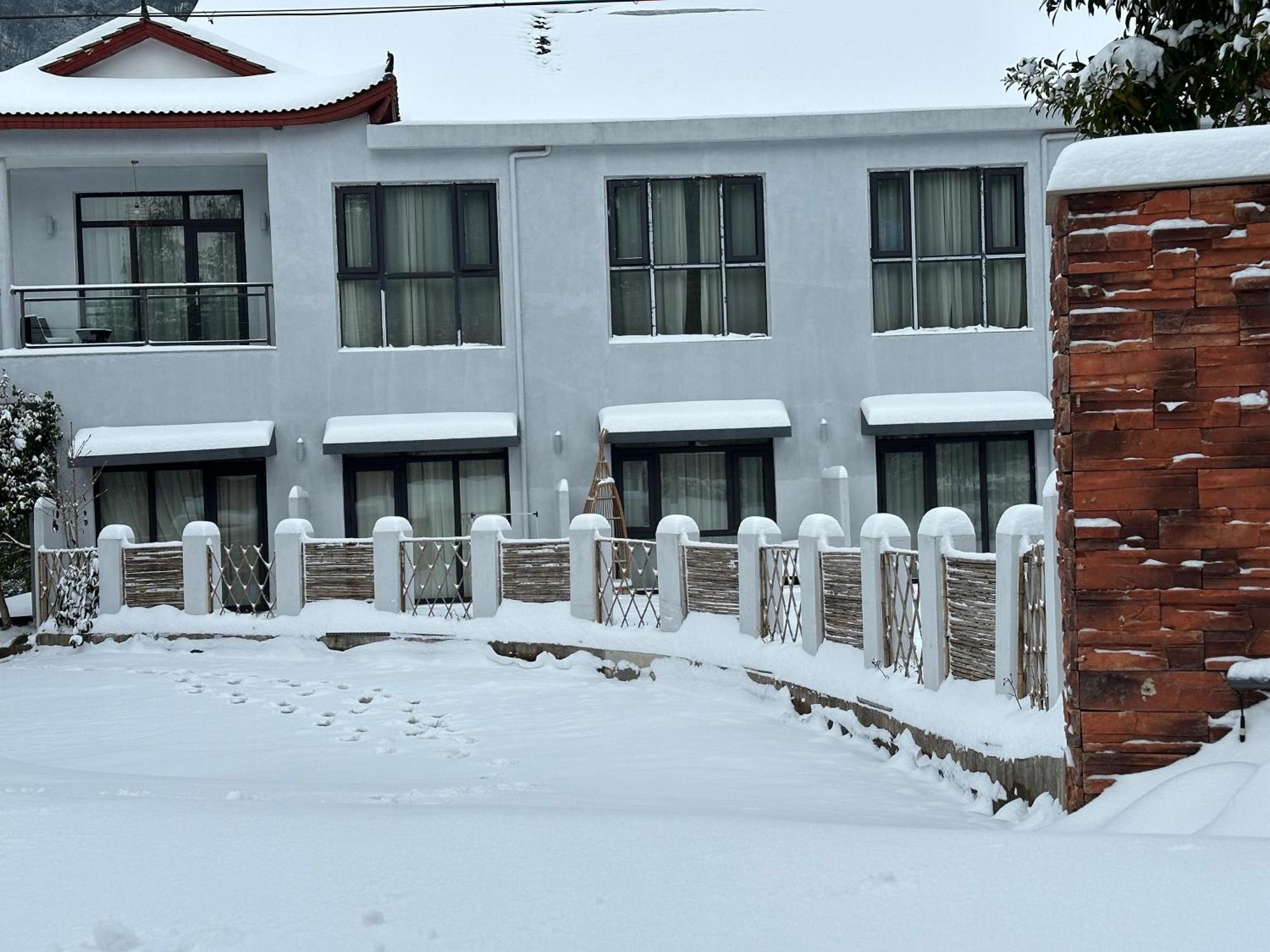 Zhangjiajie National Park Nvue Resorts ภายนอก รูปภาพ